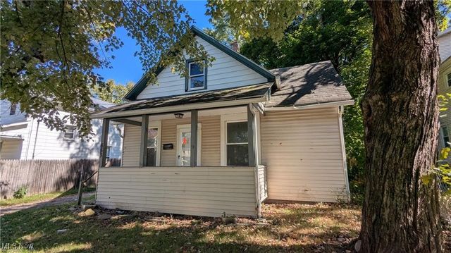 653 Sumner Street, Akron, OH 44311