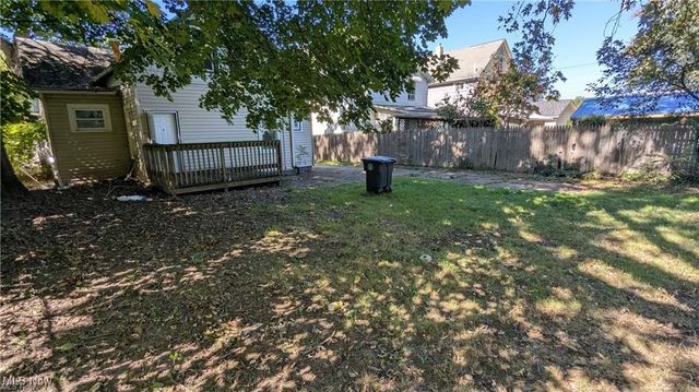 653 Sumner Street, Akron, OH 44311