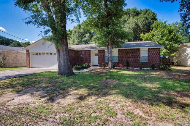 5499 Chantilly Cir, Milton, FL 32583