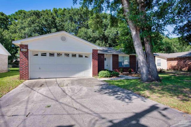 5499 Chantilly Cir, Milton, FL 32583