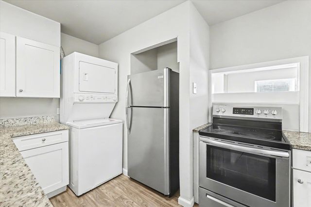 1920 Karen Lane, Tallahassee, FL 32304