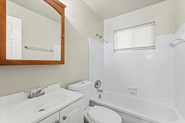 1920 Karen Lane, Tallahassee, FL 32304