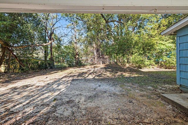 1920 Karen Lane, Tallahassee, FL 32304