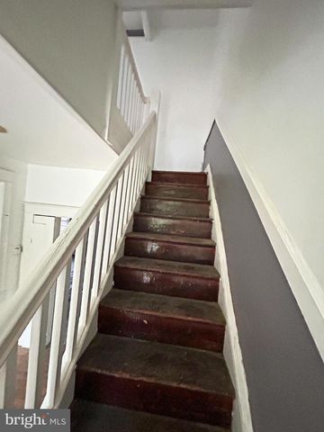 1805 E 33RD ST, Baltimore, MD 21218