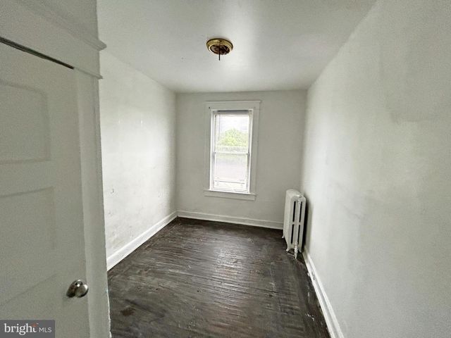 1805 E 33RD ST, Baltimore, MD 21218