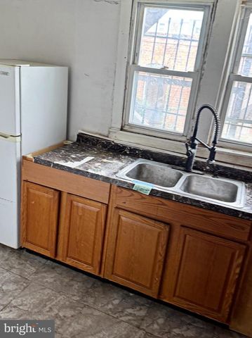 1805 E 33RD ST, Baltimore, MD 21218