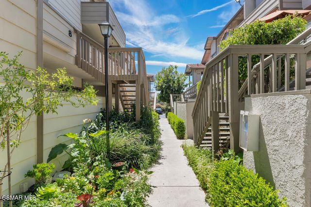 152 Maegan Place 2, Thousand Oaks, CA 91362