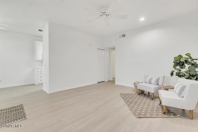 152 Maegan Place 2, Thousand Oaks, CA 91362