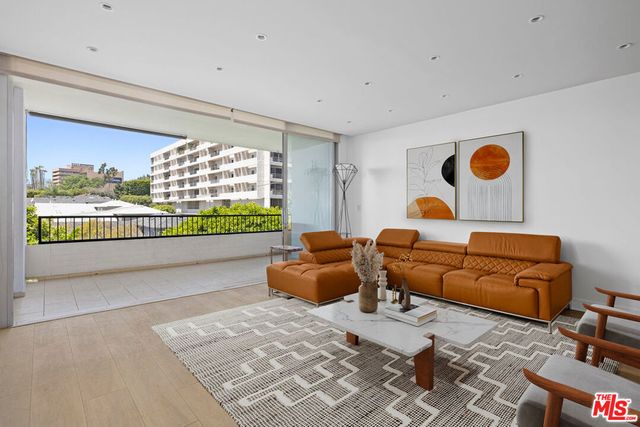 1100 Alta Loma Road 701, West Hollywood, CA 90069