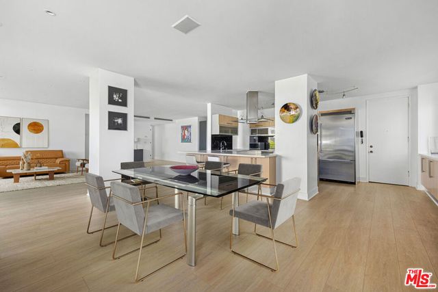 1100 Alta Loma Road 701, West Hollywood, CA 90069