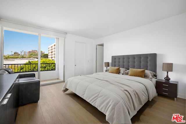 1100 Alta Loma Road 701, West Hollywood, CA 90069