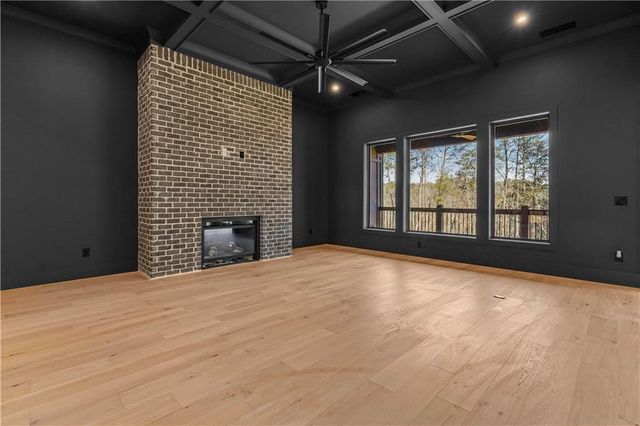 6084 BLUEWATER Boulevard, Gainesville, GA 30506