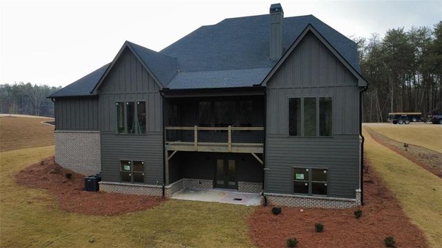 6084 BLUEWATER Boulevard, Gainesville, GA 30506