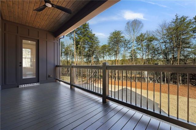 6084 BLUEWATER Boulevard, Gainesville, GA 30506