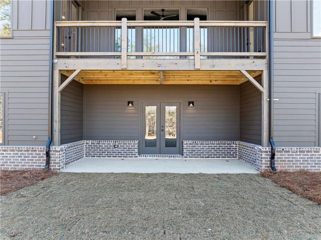 6084 BLUEWATER Boulevard, Gainesville, GA 30506