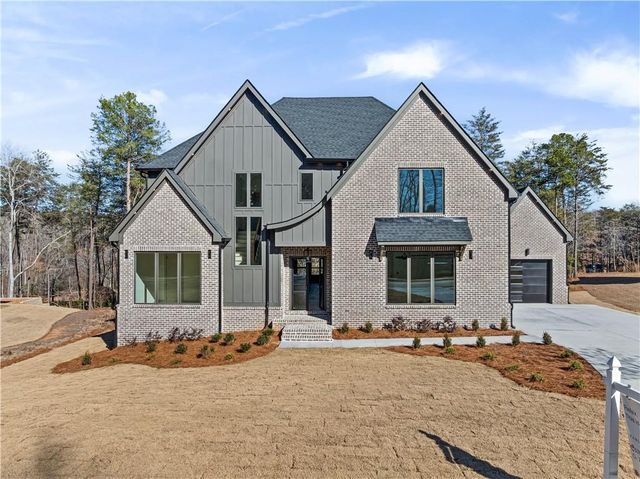 6084 BLUEWATER Boulevard, Gainesville, GA 30506