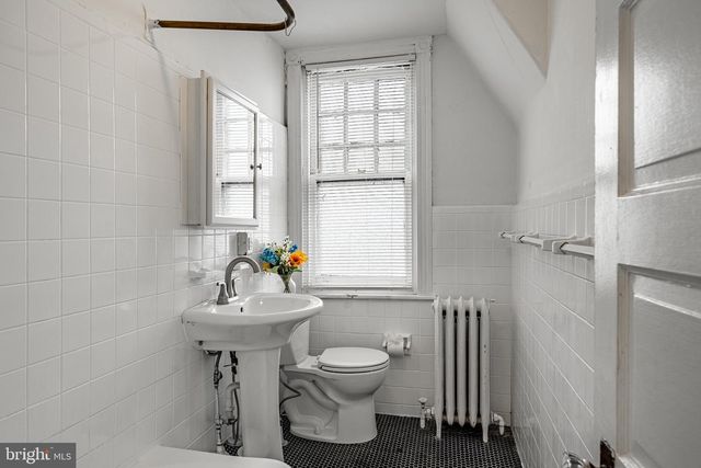 67 OWEN AVE, Lansdowne, PA 19050