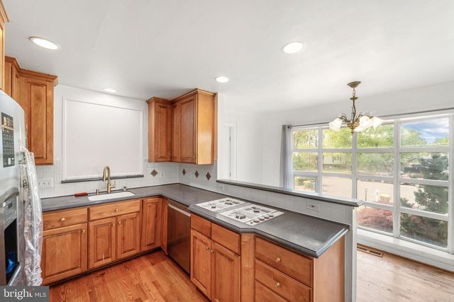 6423 CABELL CT, Springfield, VA 22150