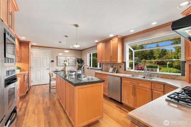 12231 SE 233rd Street, Kent, WA 98031