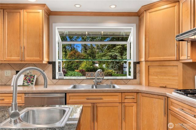 12231 SE 233rd Street, Kent, WA 98031
