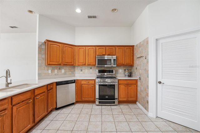 8830 SW 82ND COURT ROAD, Ocala, FL 34481