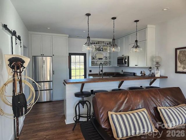 4085 Hunting Country Road, Tryon, NC 28782