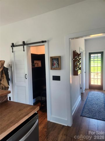 4085 Hunting Country Road, Tryon, NC 28782