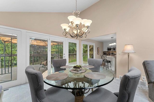 1409 N BAY HIGHLANDS DRIVE, Green Bay, WI 54311