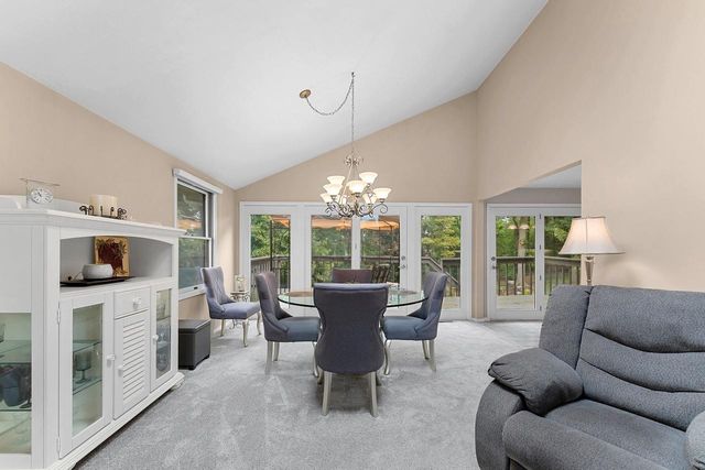 1409 N BAY HIGHLANDS DRIVE, Green Bay, WI 54311