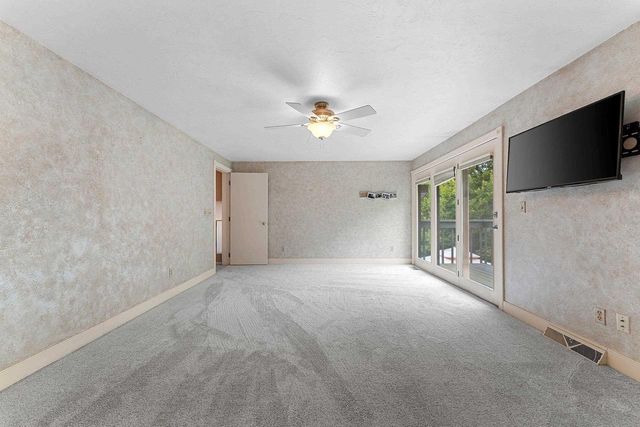 1409 N BAY HIGHLANDS DRIVE, Green Bay, WI 54311