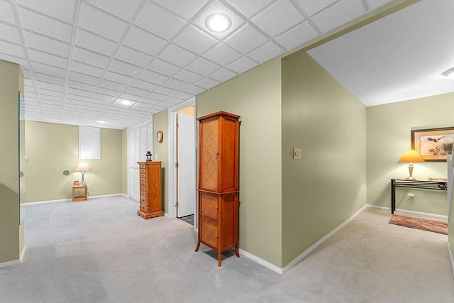 1409 N BAY HIGHLANDS DRIVE, Green Bay, WI 54311