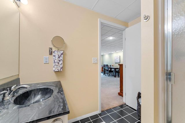 1409 N BAY HIGHLANDS DRIVE, Green Bay, WI 54311