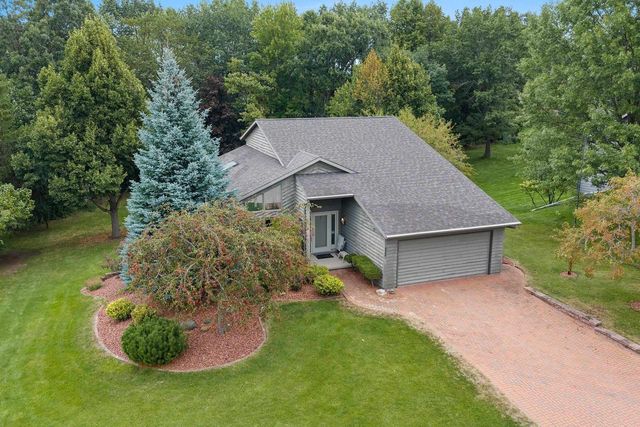 1409 N BAY HIGHLANDS DRIVE, Green Bay, WI 54311