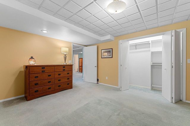 1409 N BAY HIGHLANDS DRIVE, Green Bay, WI 54311