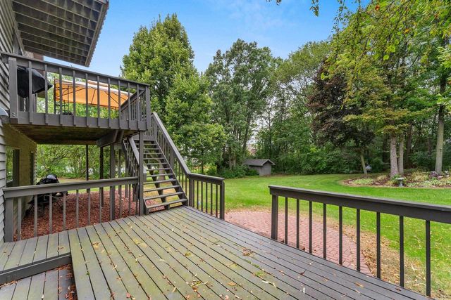 1409 N BAY HIGHLANDS DRIVE, Green Bay, WI 54311