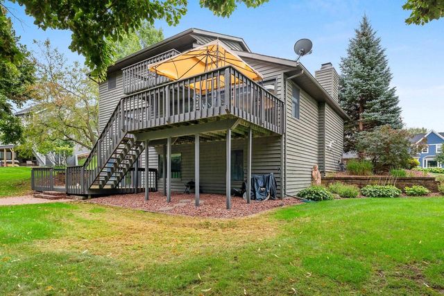 1409 N BAY HIGHLANDS DRIVE, Green Bay, WI 54311