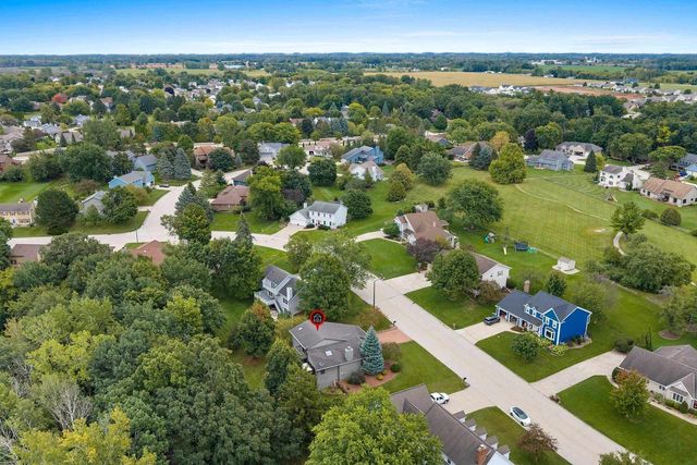 1409 N BAY HIGHLANDS DRIVE, Green Bay, WI 54311