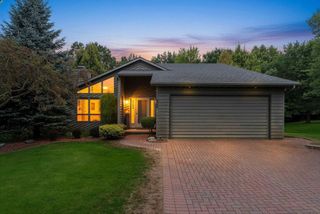 1409 N BAY HIGHLANDS DRIVE, Green Bay, WI 54311