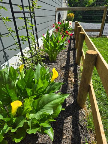 2531 HERMITAGE RD, Waynesboro, VA 22980