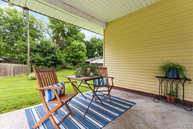 10 Leo Drive, Fairview Heights, IL 62208