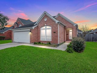 5805 Windy Knoll Lane, Rosharon, TX 77583