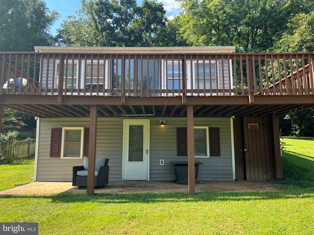 215 HARRIS DR, Front Royal, VA 22630