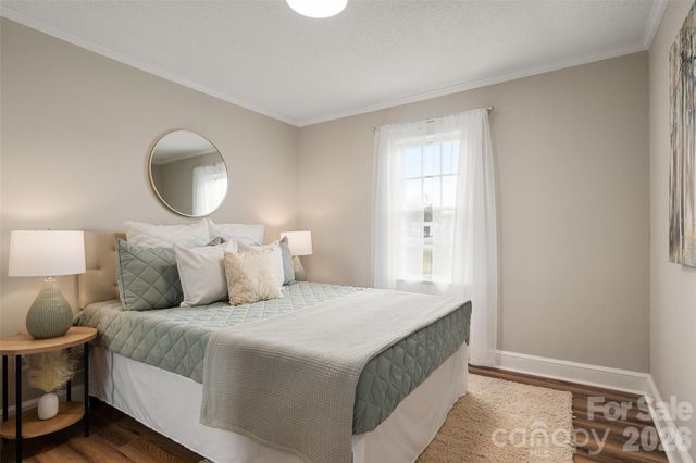 411 W Sycamore Street, Lincolnton, NC 28092