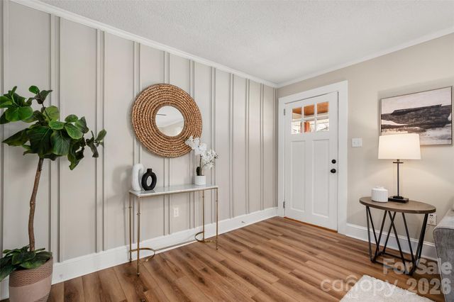 411 W Sycamore Street, Lincolnton, NC 28092