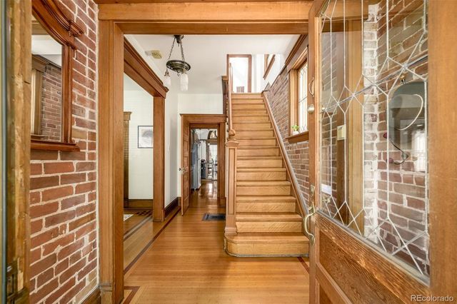 1041 N Corona Street, Denver, CO 80218