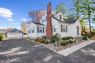 7663 Ann Arbor Saline Road, Saline, MI 48176