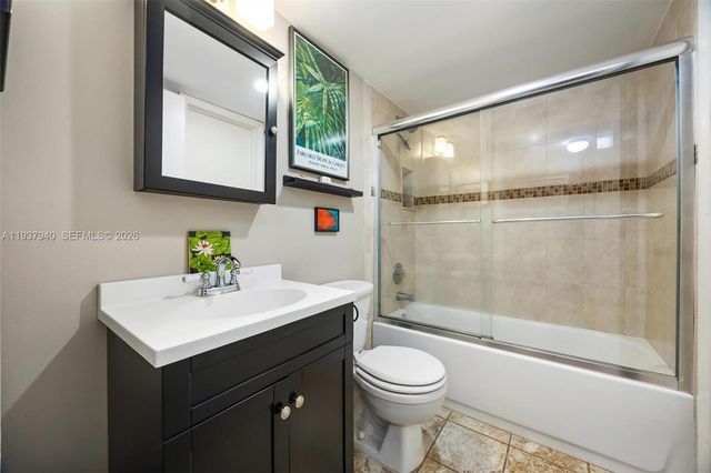 401 SE 10th St B205, Dania Beach, FL 33004