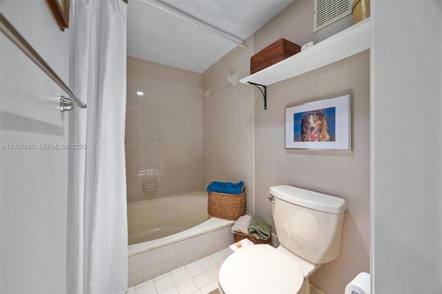 401 SE 10th St B205, Dania Beach, FL 33004