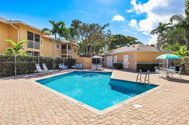 401 SE 10th St B205, Dania Beach, FL 33004