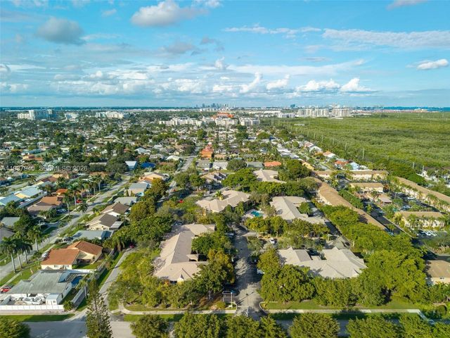 401 SE 10th St B205, Dania Beach, FL 33004